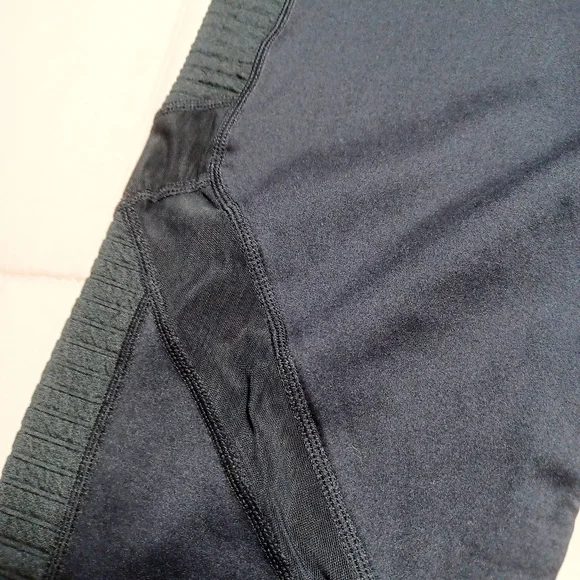 NWT Fabletics leggings - Picture 5 of 5